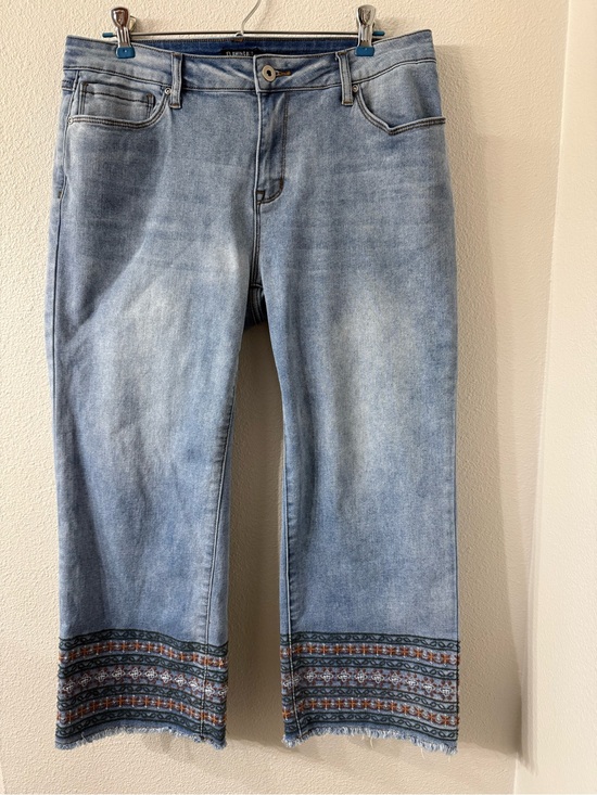 Flamingals Denim - Flamingals Cropped Embroidered Jeans | XL (12/14)| Raw Hem Boho Denim